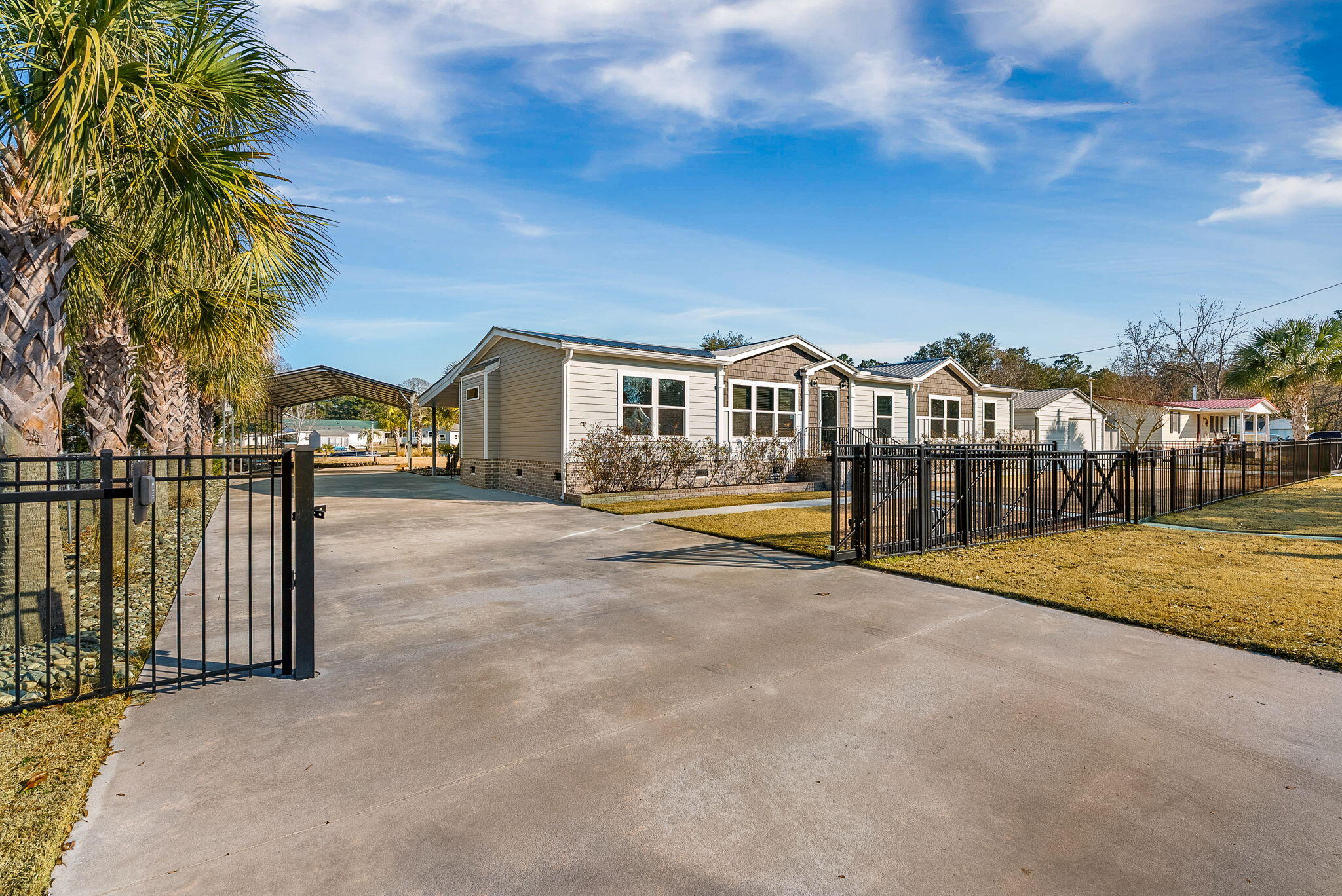 113 Sparrow Street Bonneau, SC 29431 - Photo 7 of 40 2-web-or-mls-Barclay Media Co 00-2