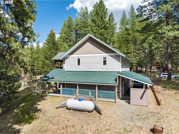 $375,000 | 395 Bonanza Street, Sumpter, OR 97877