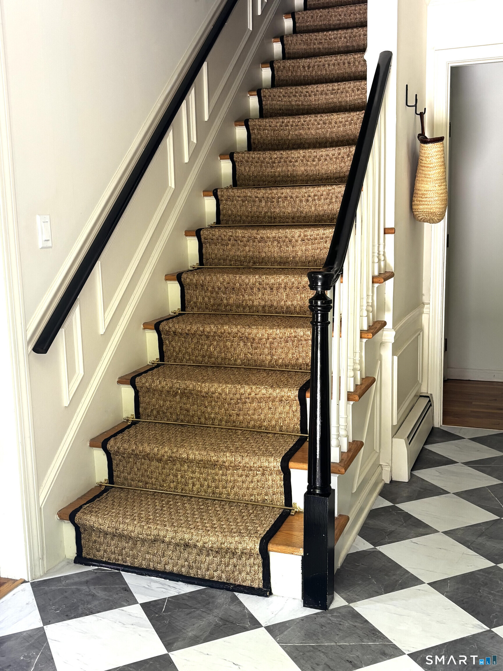 200 SW Road Waterbury, CT 06708 - Photo 7 of 39