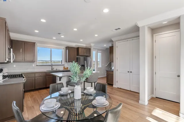 $645,000 | 1481 Monument Lane, Fairfield, CA 94533