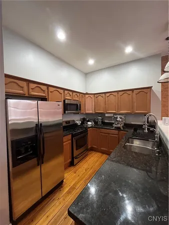 $1,800 | 2 West Park Row, Unit 6, Kirkland, NY 13323