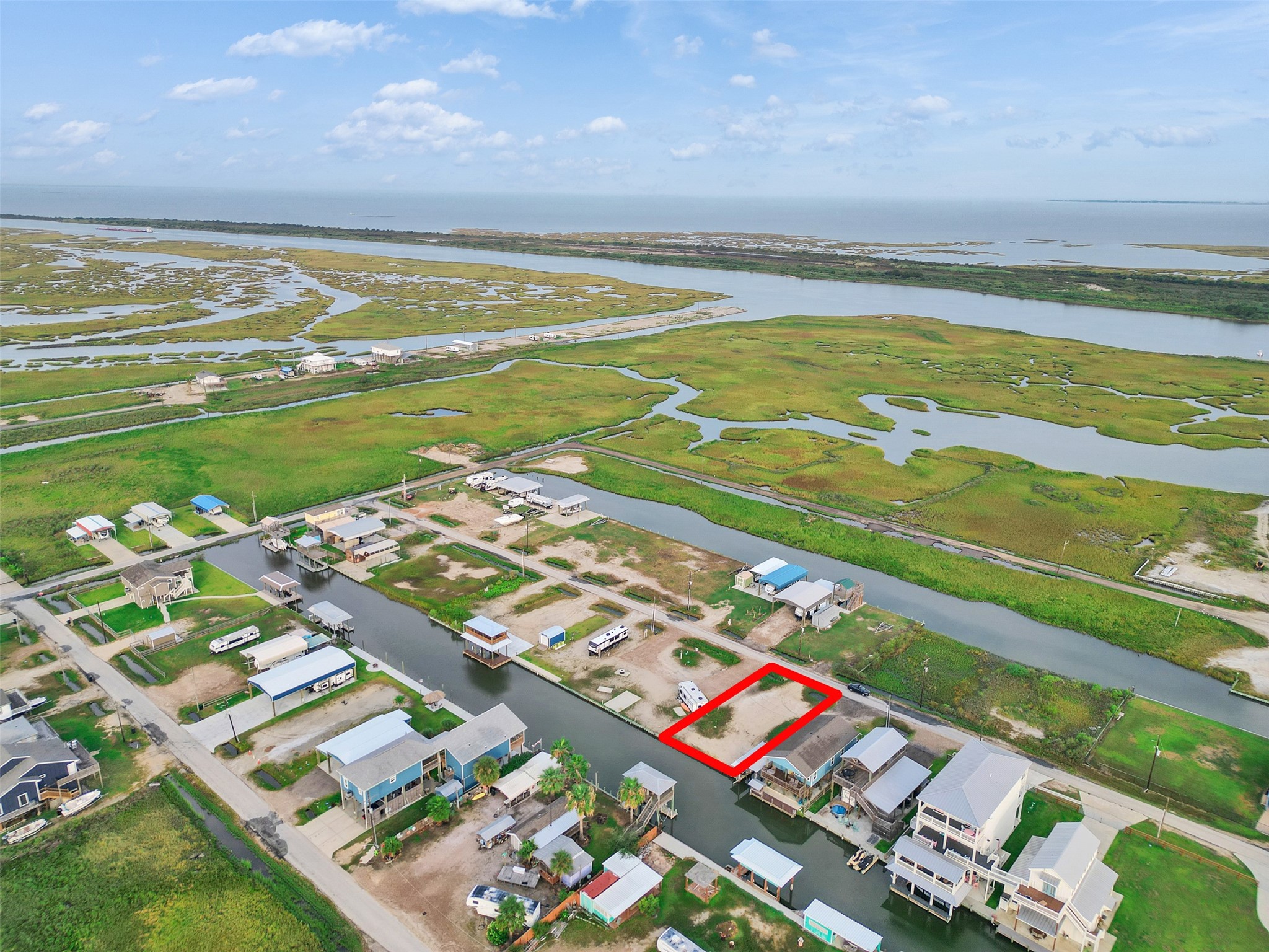 1120 Gator Point Port Bolivar, TX 77650 - Photo 2 of 8 a view of an ocean