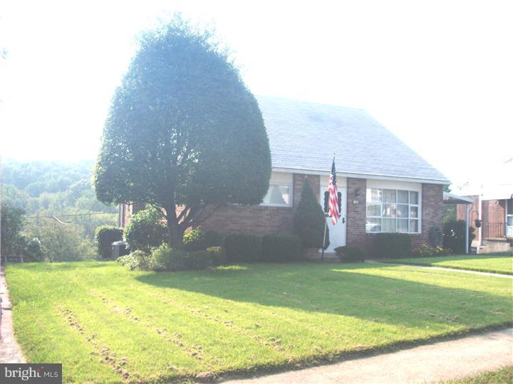 1326 Wingate Avenue Reading, PA 19607 - Photo 3 of 25 Exterior Side