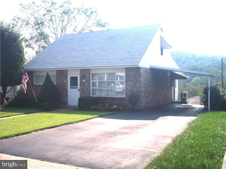 1326 Wingate Avenue Reading, PA 19607 - Photo 4 of 25 Exterior Side