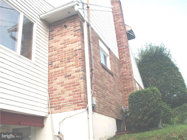 1326 Wingate Avenue Reading, PA 19607 - Photo 6 of 25 Exterior Side