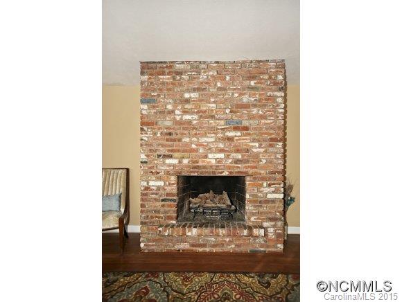10 Allesarn Road Asheville, NC 28804 - Photo 8 of 24 Gallery Image 8