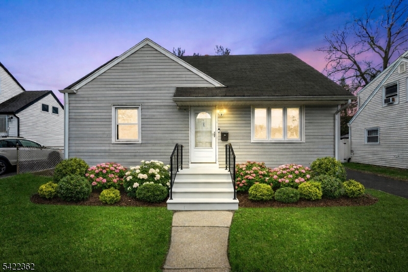 24 Bryant Avenue Bloomfield, NJ 07003 - Photo 1 of 44