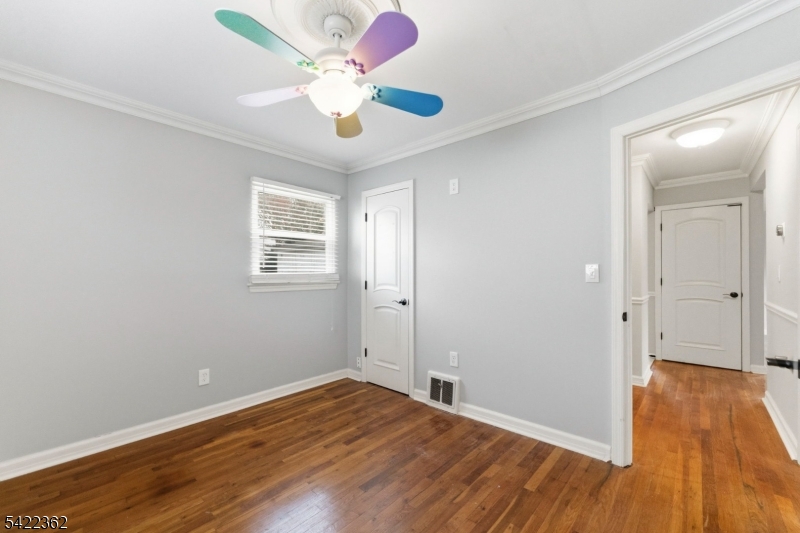 24 Bryant Avenue Bloomfield, NJ 07003 - Photo 14 of 44