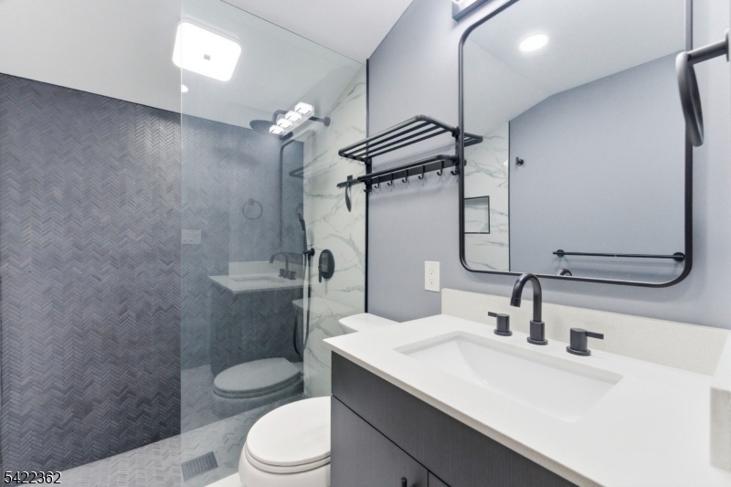 24 Bryant Avenue Bloomfield, NJ 07003 - Photo 24 of 44