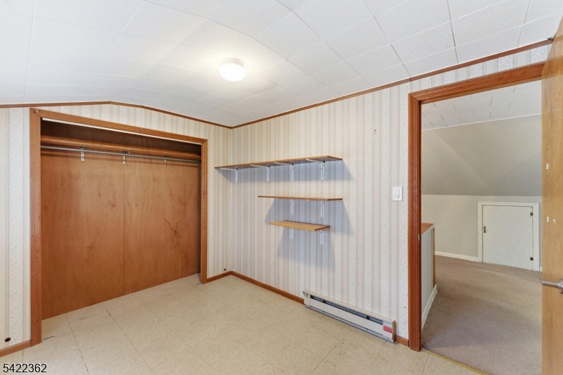 24 Bryant Avenue Bloomfield, NJ 07003 - Photo 27 of 44