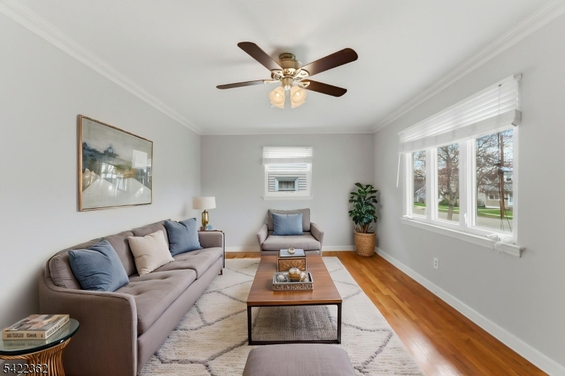 24 Bryant Avenue Bloomfield, NJ 07003 - Photo 3 of 44