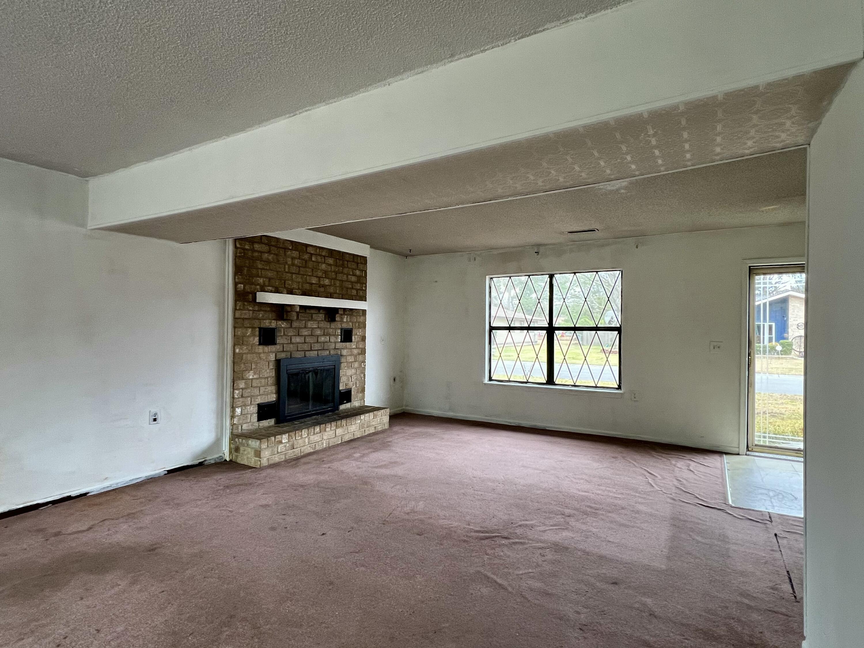 303 Pembrook Street Ladson, SC 29456 - Photo 2 of 16 Pembrook pic 1