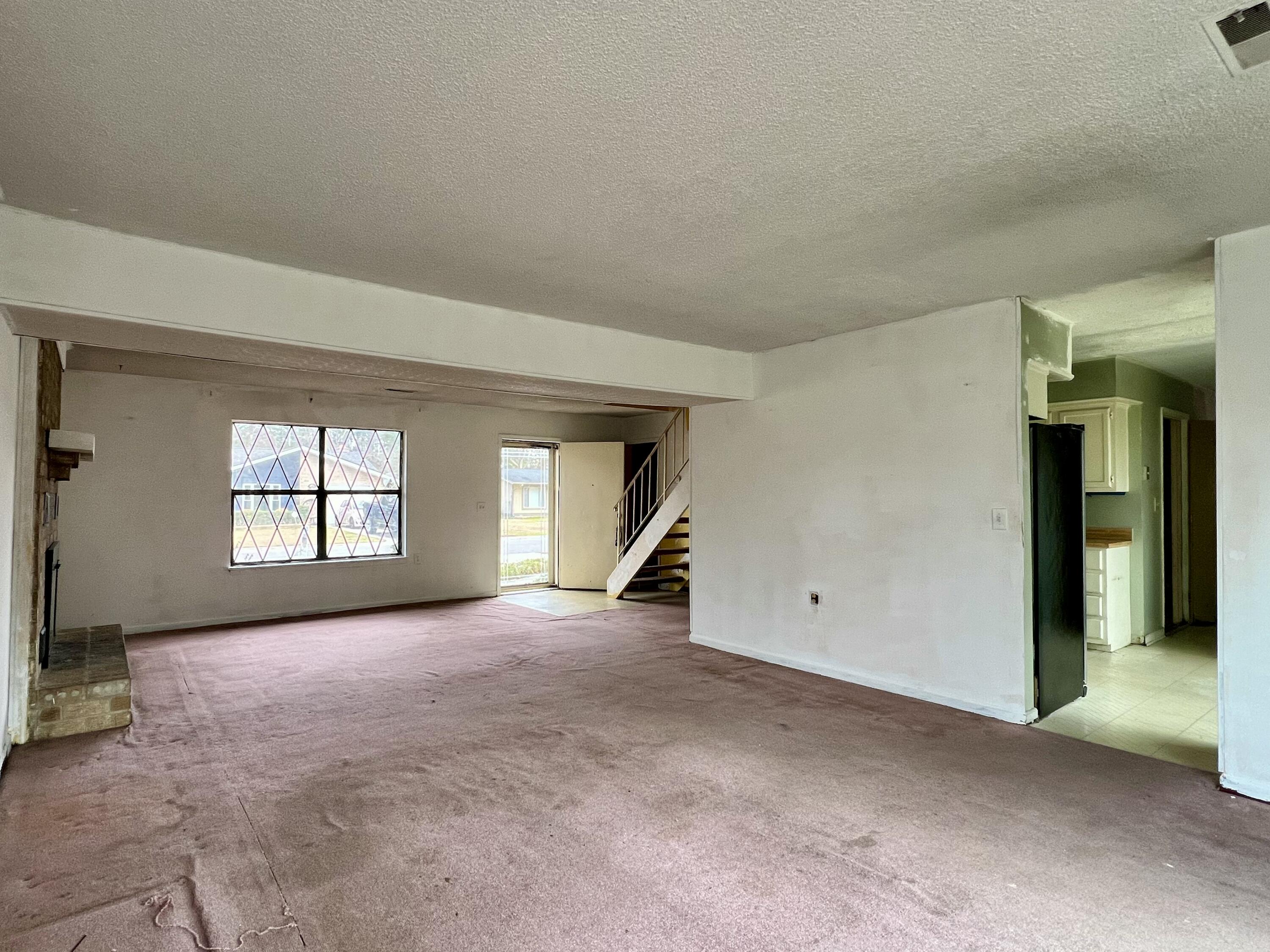 303 Pembrook Street Ladson, SC 29456 - Photo 3 of 16 pembrook pic 2