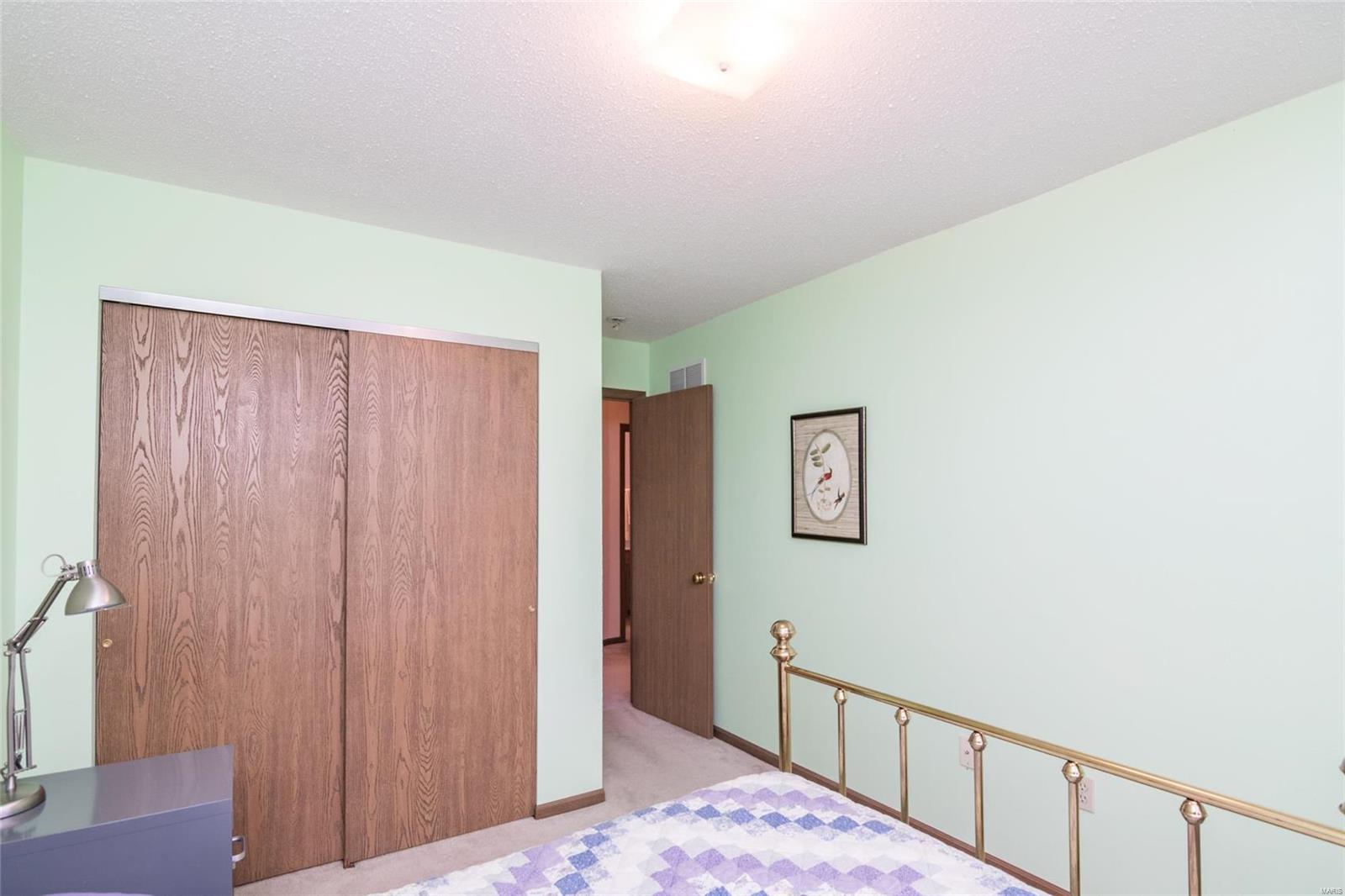 112 Ridge Drive Maryville, IL 62062 - Photo 15 of 28 Gallery Image 15