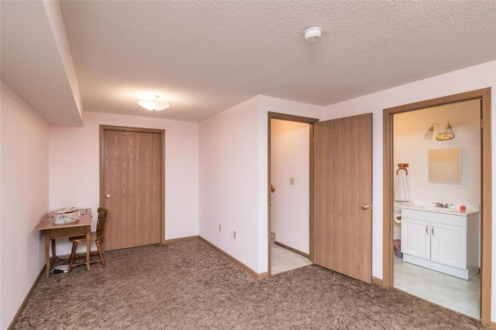 112 Ridge Drive Maryville, IL 62062 - Photo 27 of 28 Gallery Image 27