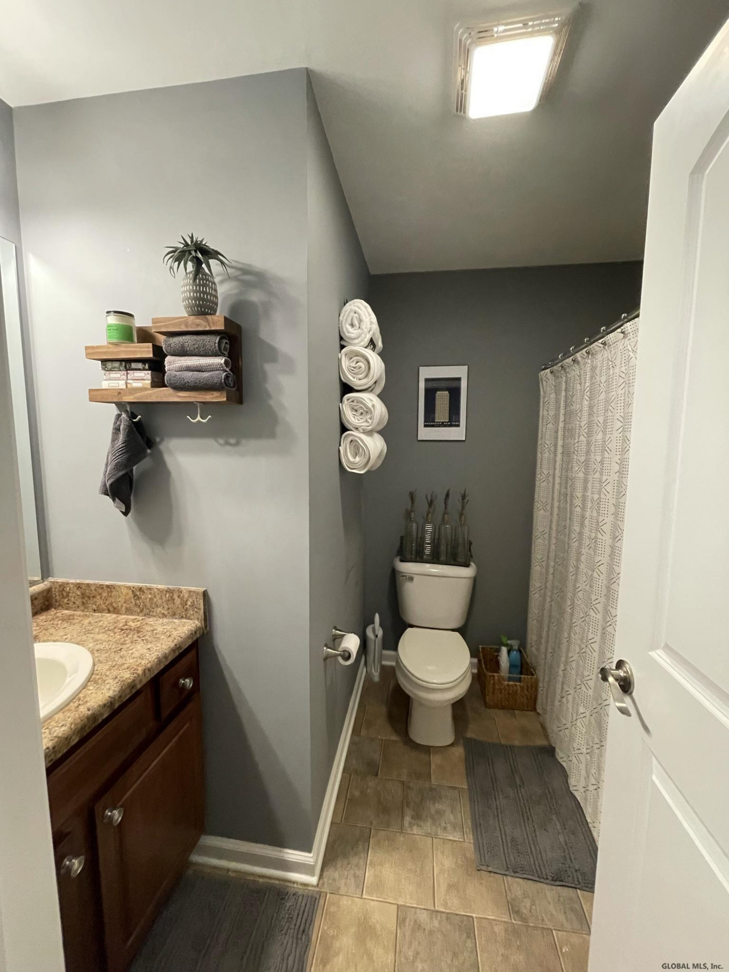 2000 Curry Road, Unit 21 Rotterdam, NY 12303 - Photo 13 of 23 Photo 13