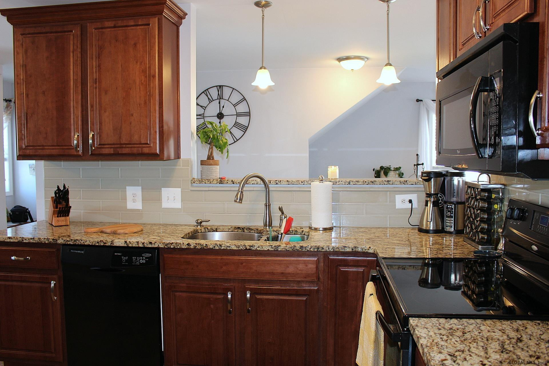 2000 Curry Road, Unit 21 Rotterdam, NY 12303 - Photo 8 of 23 Photo 8