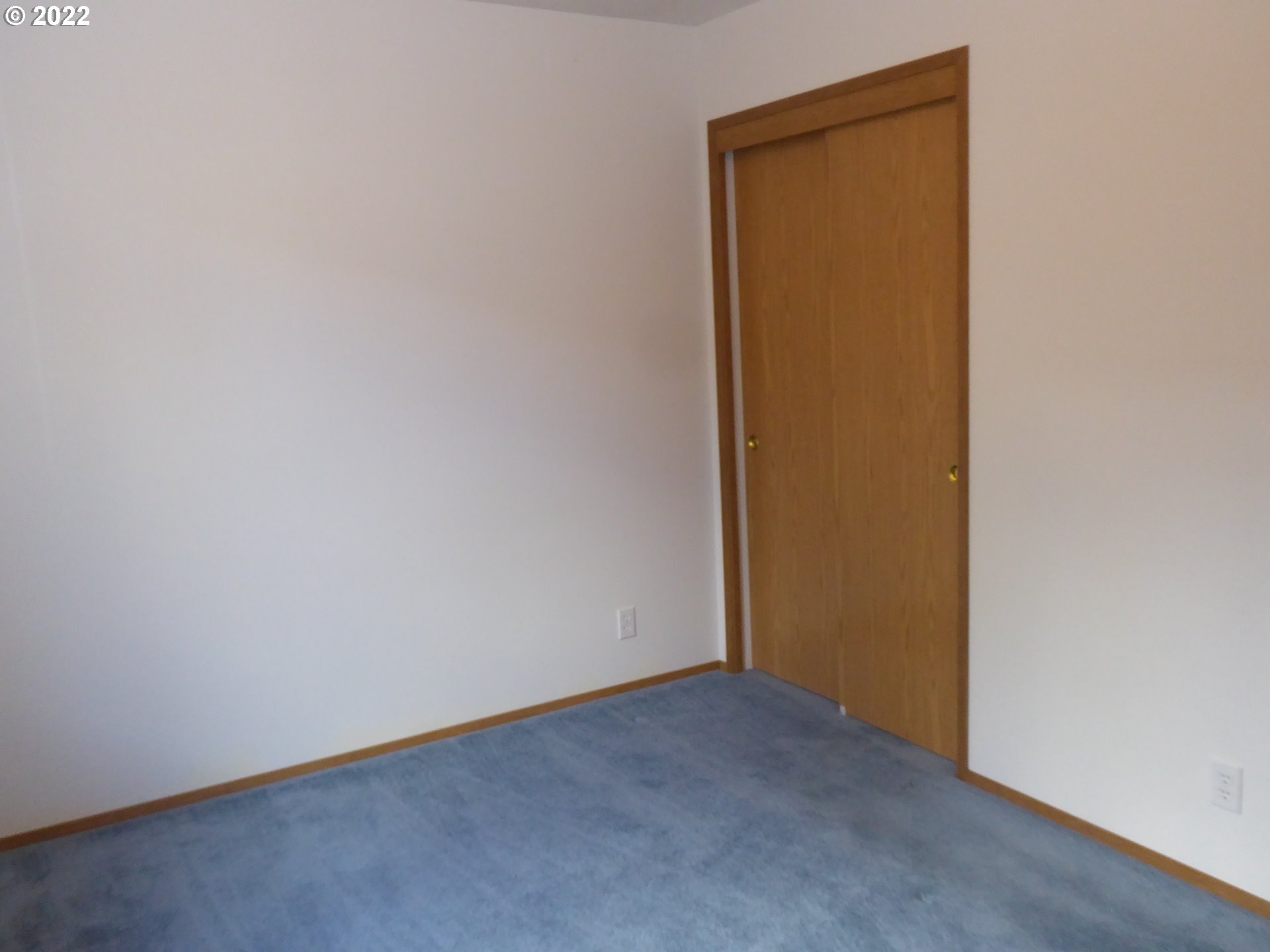 5522 E Street Springfield, OR 97478 - Photo 8 of 11 a view of an empty room