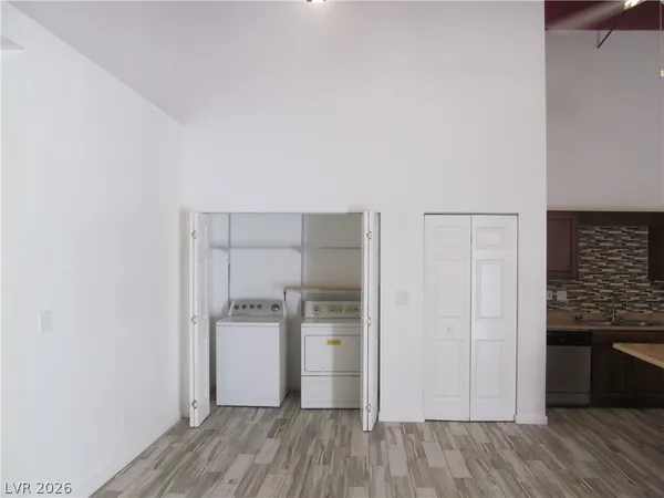 $2,500 | 7729 Maverick Street, Las Vegas, NV 89131