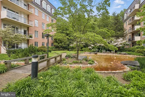 $829,000 | 8101 Connecticut Avenue, Unit N304, Chevy Chase, MD 20815