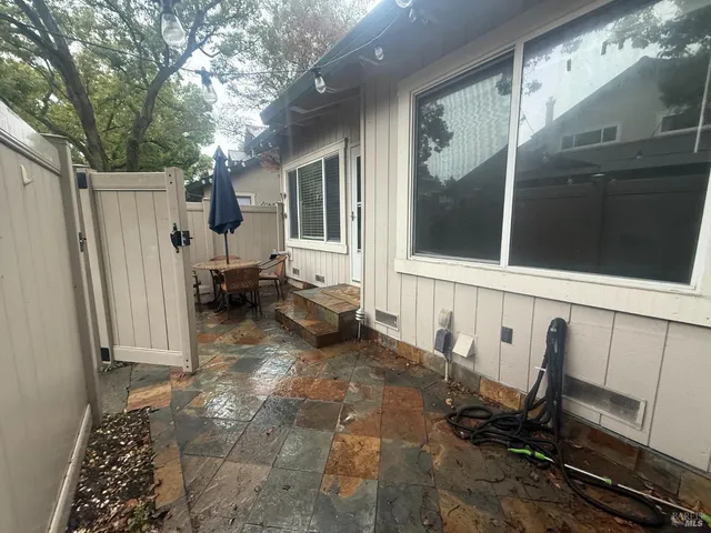 $389,000 | 6469 Meadow Pines Avenue, Rohnert Park, CA 94928