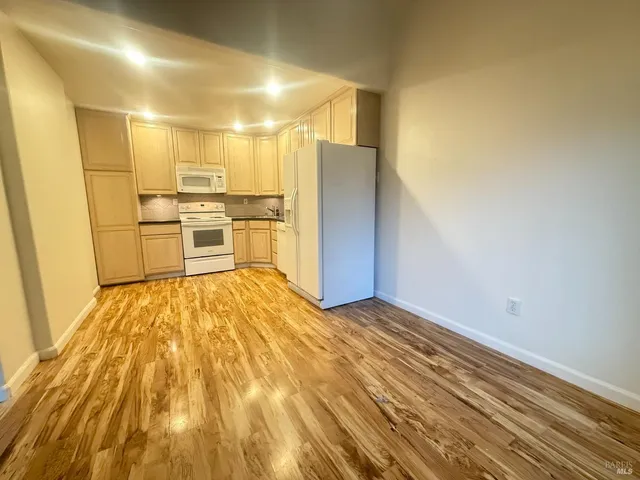 $389,000 | 6469 Meadow Pines Avenue, Rohnert Park, CA 94928