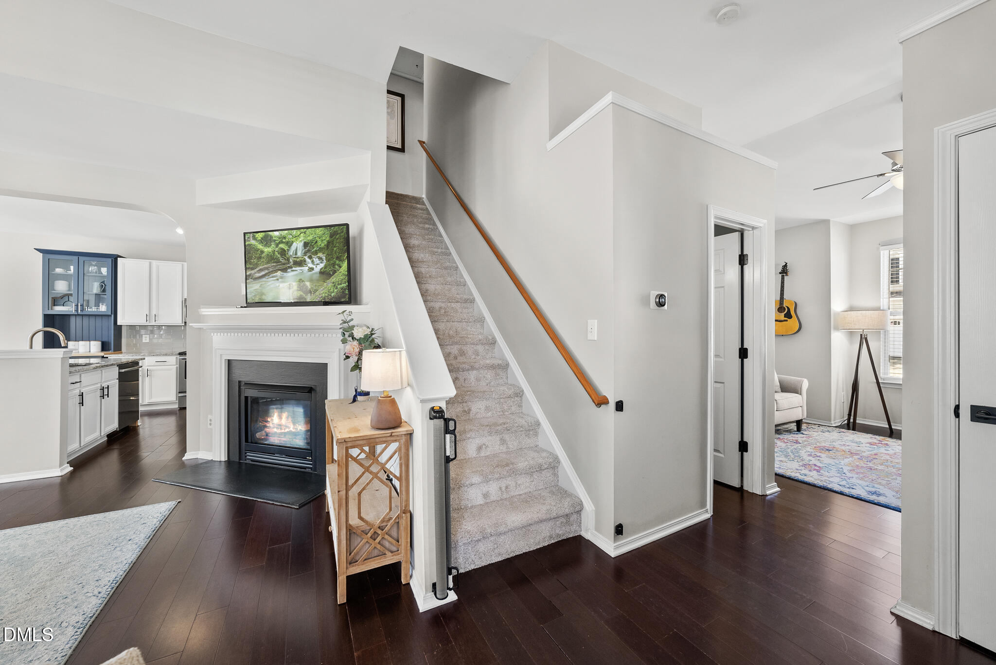 8306 Chimneycap Drive Raleigh, NC 27613 - Photo 10 of 30 09-DSC03301