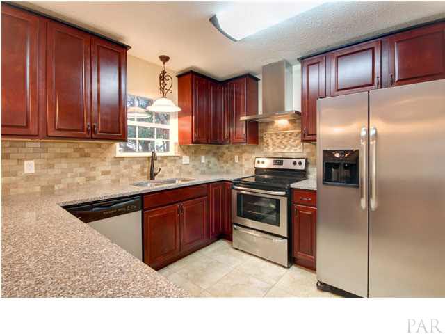 7530 Templeton Road Pensacola, FL 32506 - Photo 3 of 24 Brand new kitchen!