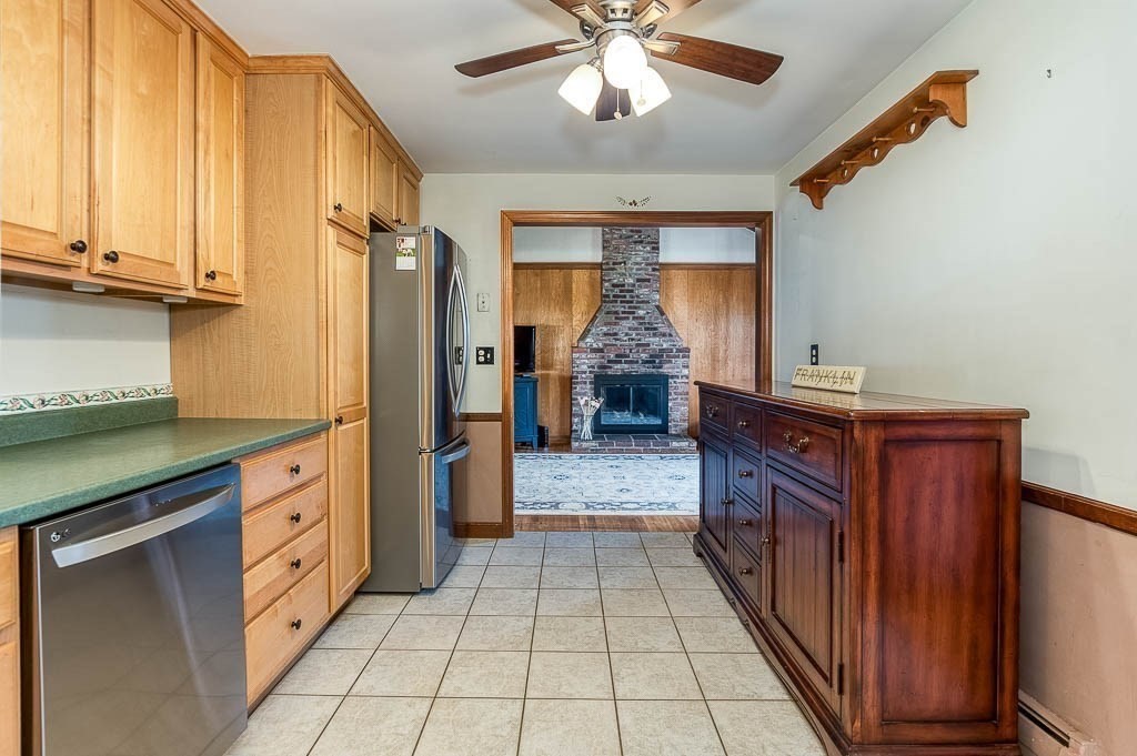 2 Colt Road Franklin, MA 02038 - Photo 12 of 31 Gallery Image 12