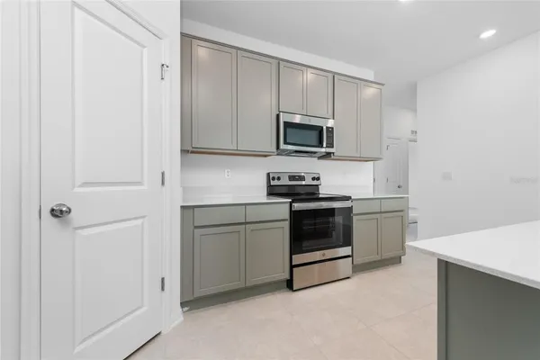 $2,150 | 338 Rustic Rail Dr Lake, Lake Wales, FL 33859