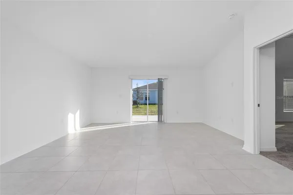 $2,150 | 338 Rustic Rail Dr Lake, Lake Wales, FL 33859