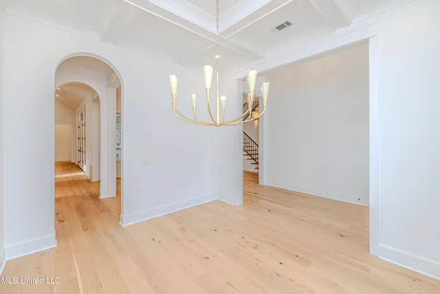 $1,025,000 | 197 Welchshire Drive, Madison, MS 39110