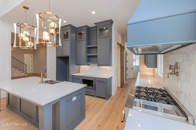 $1,025,000 | 197 Welchshire Drive, Madison, MS 39110