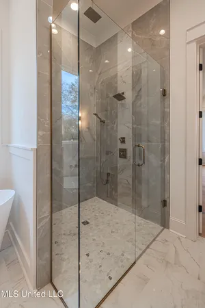 $1,025,000 | 197 Welchshire Drive, Madison, MS 39110