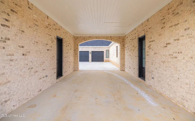 $1,025,000 | 197 Welchshire Drive, Madison, MS 39110