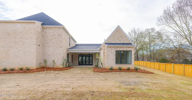 $1,025,000 | 197 Welchshire Drive, Madison, MS 39110