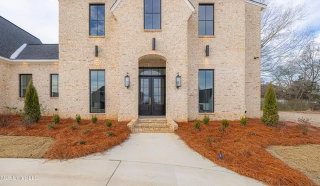 $1,025,000 | 197 Welchshire Drive, Madison, MS 39110