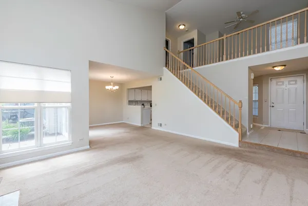 $299,900 | 36111 North New Bridge Court, Gurnee, IL 60031