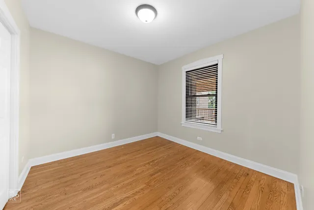 $2,095 | 109 Harrison Street, Unit 3W, Oak Park, IL 60304