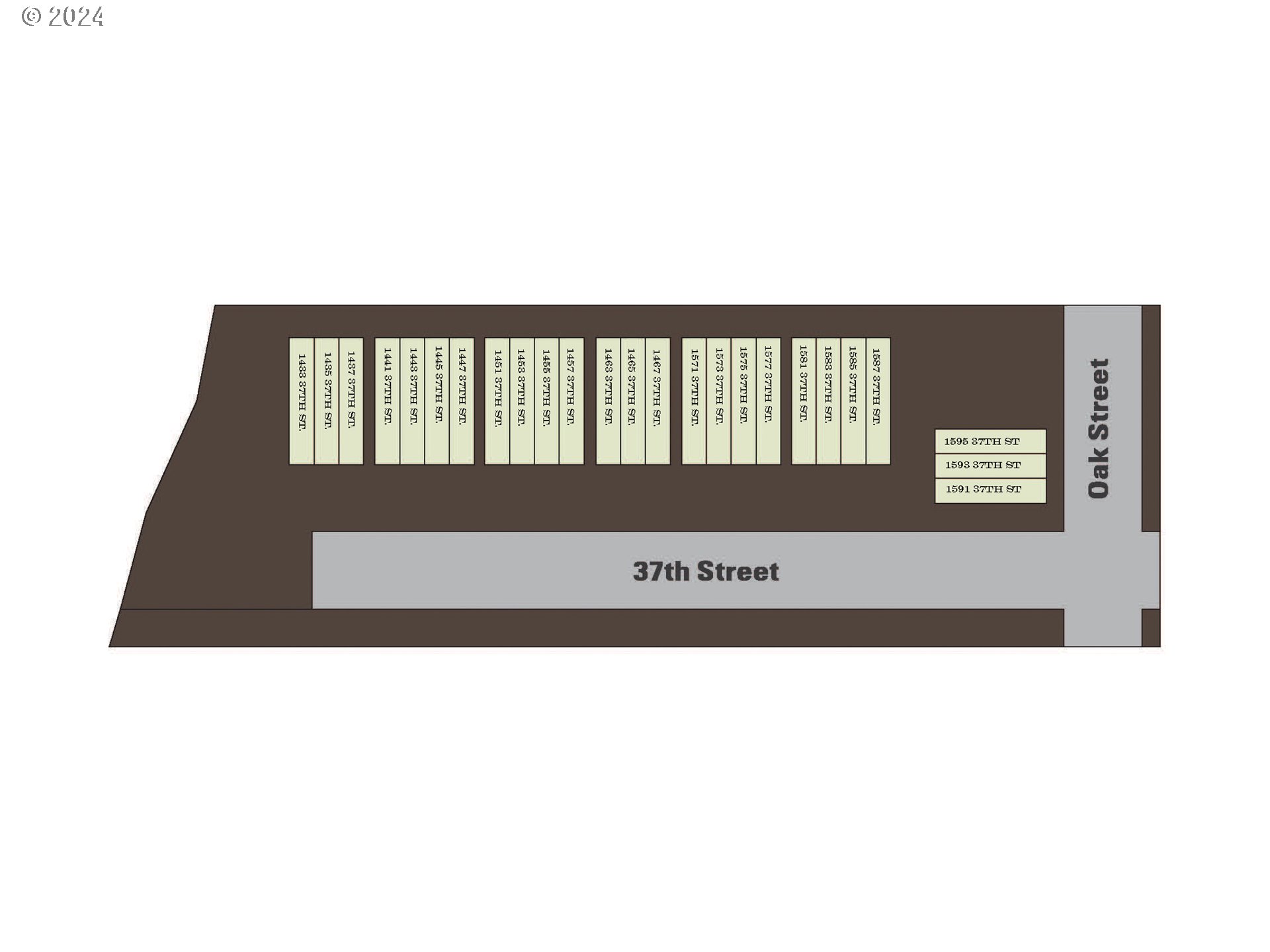 1585 37th Street Florence, OR 97439 - Photo 7 of 48 a view of wooden floor