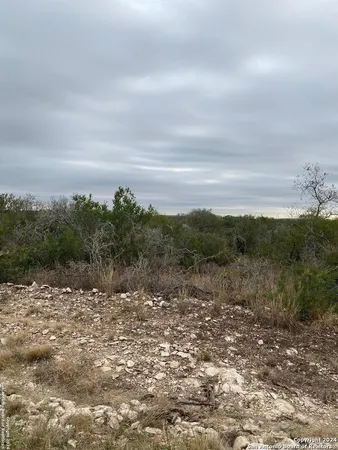 $76,700 | 504 Legend Hills, Uvalde, TX 78801