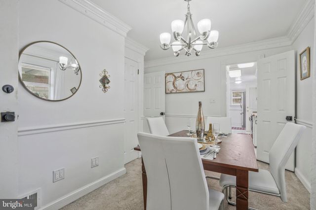 $600,000 | 4928 14th Street South, Arlington, VA 22204