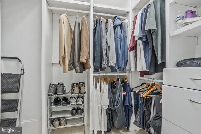 $600,000 | 4928 14th Street South, Arlington, VA 22204