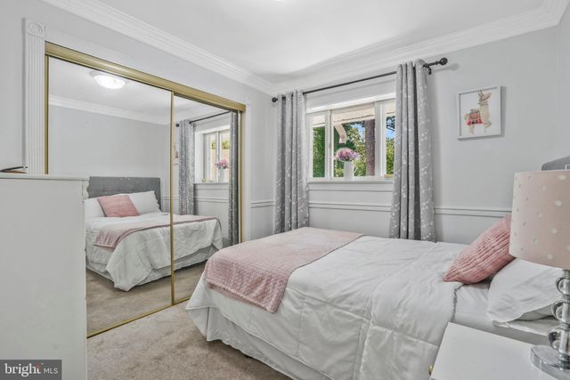 $600,000 | 4928 14th Street South, Arlington, VA 22204