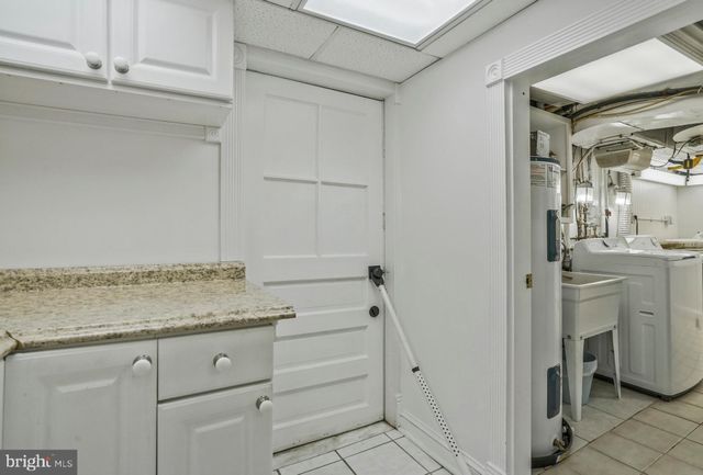 $600,000 | 4928 14th Street South, Arlington, VA 22204