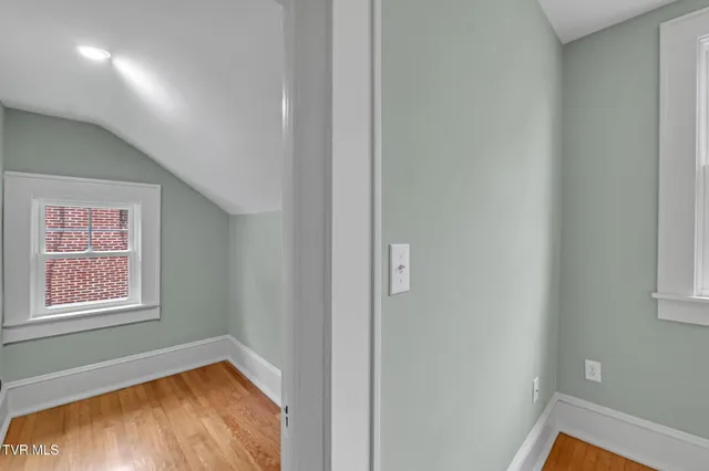 $699,900 | 263 Oak Hill Street Northeast, Abingdon, VA 24210