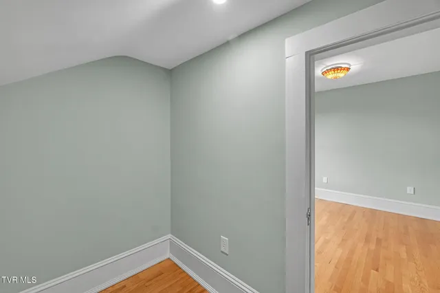 $699,900 | 263 Oak Hill Street Northeast, Abingdon, VA 24210