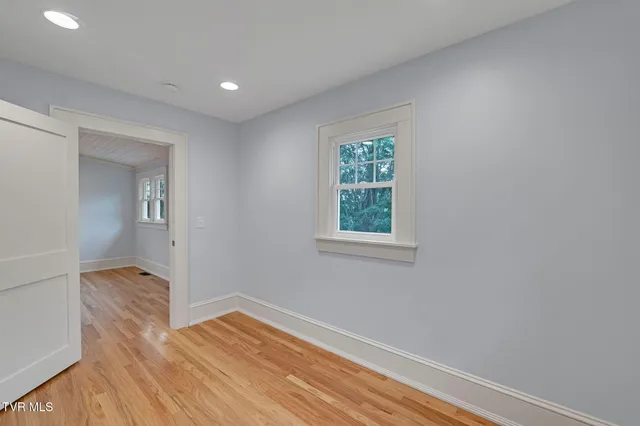 $699,900 | 263 Oak Hill Street Northeast, Abingdon, VA 24210