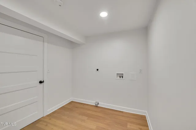 $699,900 | 263 Oak Hill Street Northeast, Abingdon, VA 24210