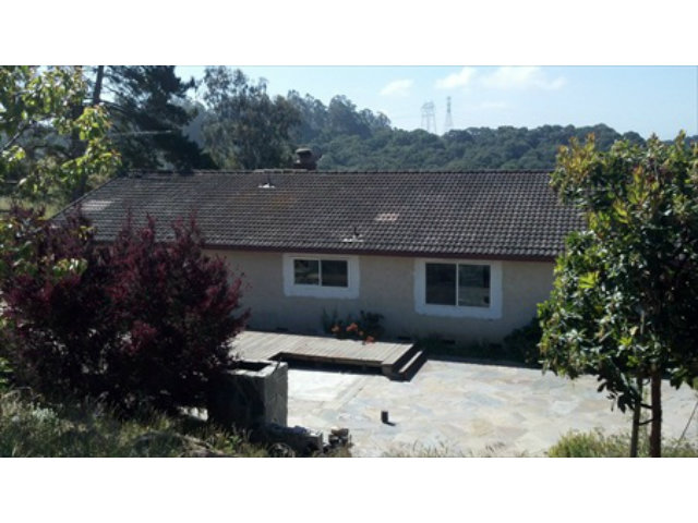 485 Strawberry Road, Unit A Watsonville, CA 95076 - Photo 3 of 8 Gallery Image 3